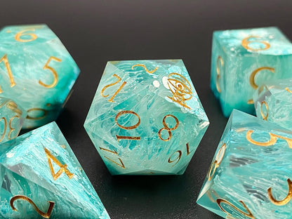 Surging Tide - 7 piece dice set