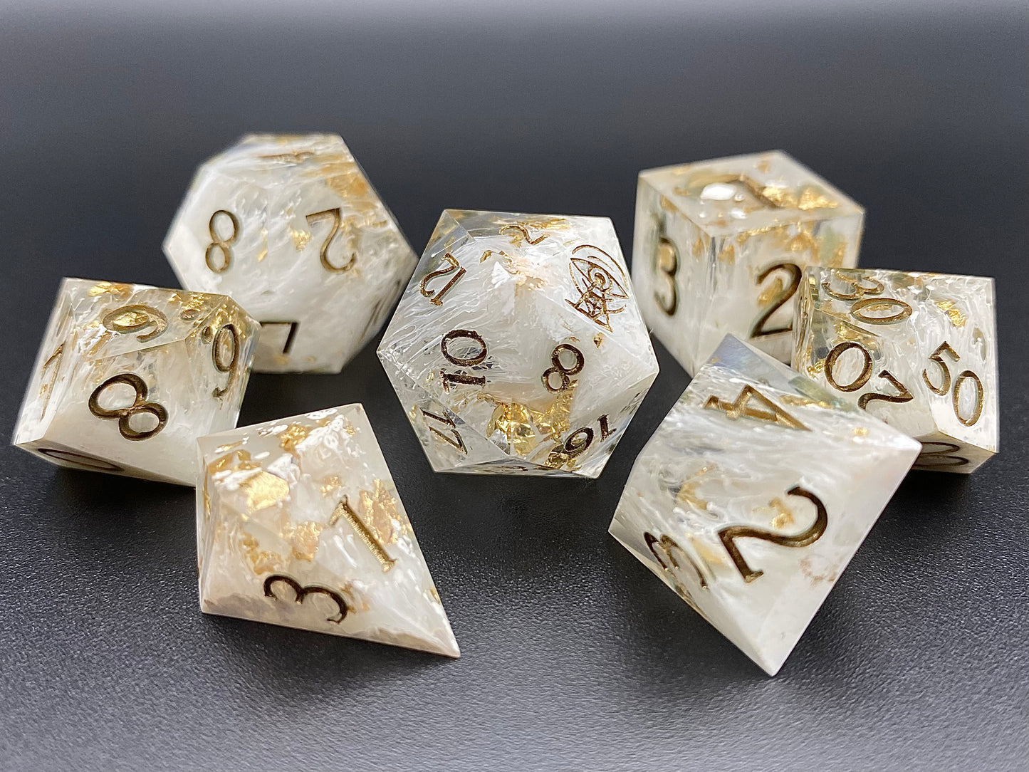 Divinity - 7 piece dice set