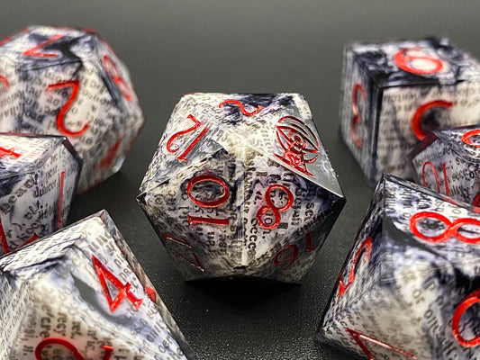 Scattered Pages: Occult - 7 piece dice set